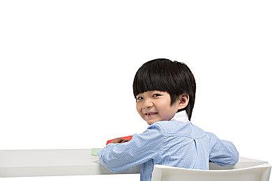 融合召唤！ 前《鬼泣》总监称新3A将融合他所有作品的精华